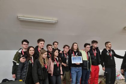 Echipa ploieșteană infO(1)Robotics