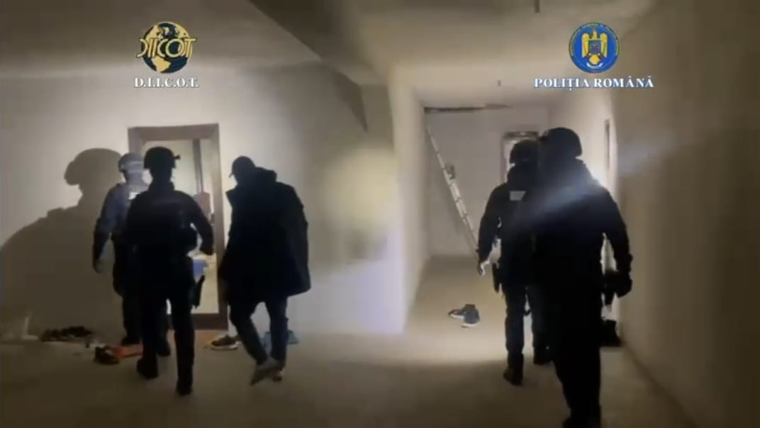 Trei tineri din Prahova