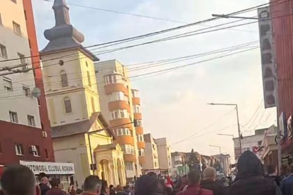 Protest spontan al minerilor