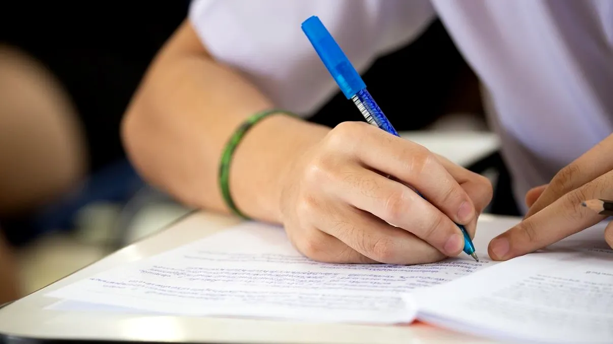 Simularea Matematică Română