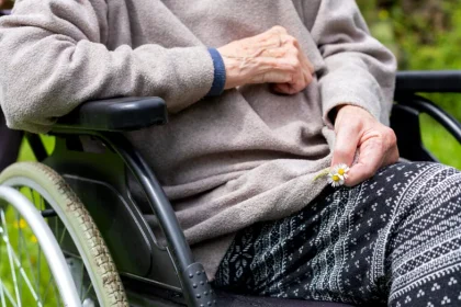 ercheziții într-un dosar de fals