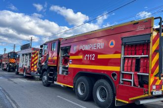 Incendiu puternic într-o gospodărie