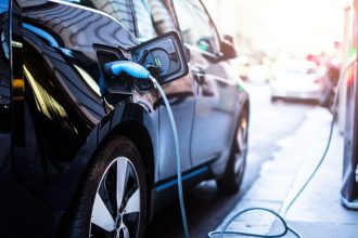 Explozie pe piața mașinilor electrice