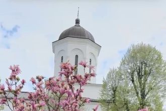 Imagini de la Mănăstirea Ghighiu