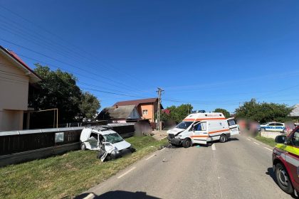 Accident cu trei răniți