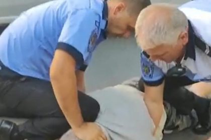 Scandal la o pensiune.