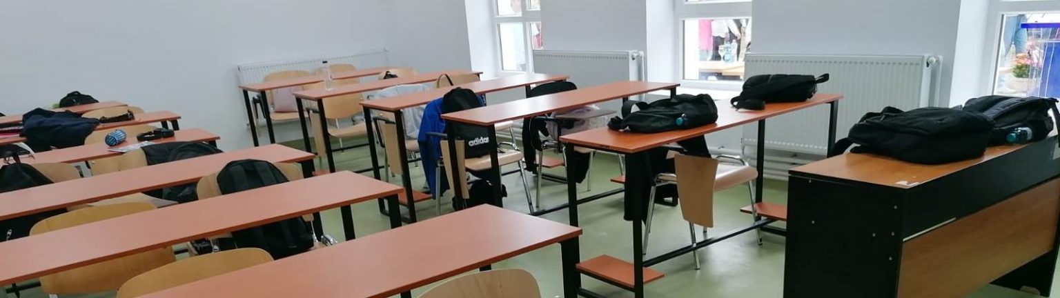 Elevii intră în vacanța de primăvară