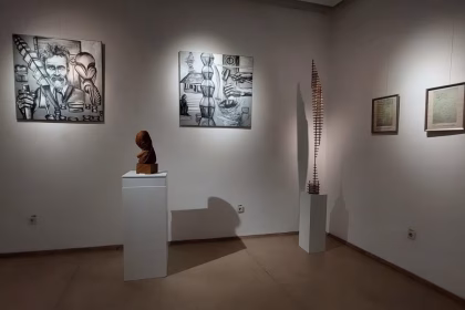 Expoziție dedicată lui Brâncuși