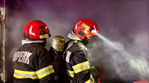 Incendiu la o locuință