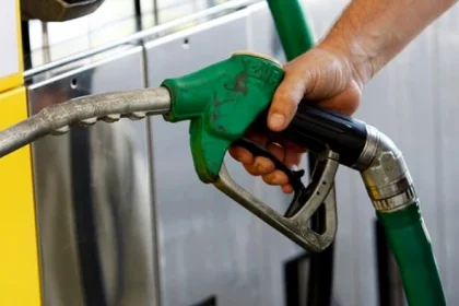 Carburanții se scumpesc