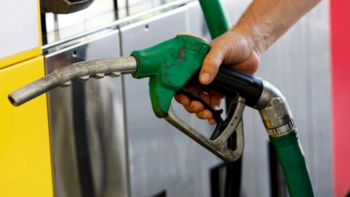 Carburanții se scumpesc