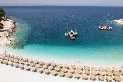 Grecia impune reguli plaje