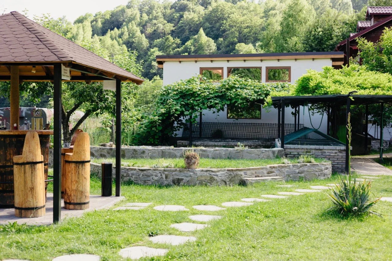 Cum au petrecut turiștii