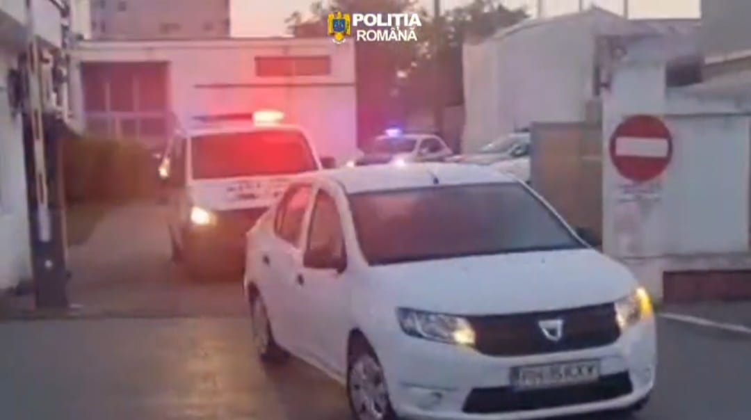 Percheziții la Ploiești