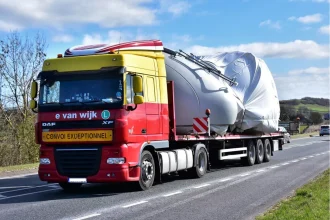 Transporturi agabaritice pe mai multe drumuri