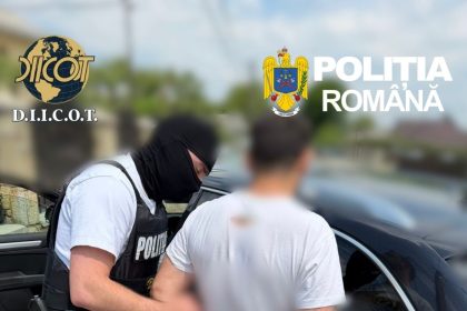 Doi bărbați reținuți