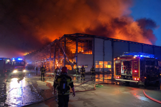 Explozie urmată de incendiu