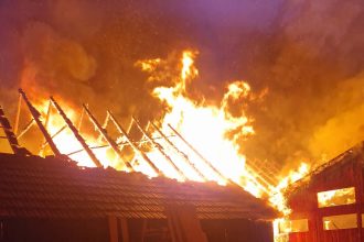 Un incendiu puternic