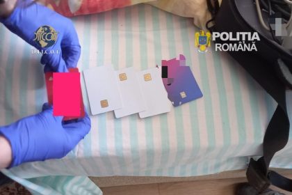 Bărbat acuzat de fraude bancare