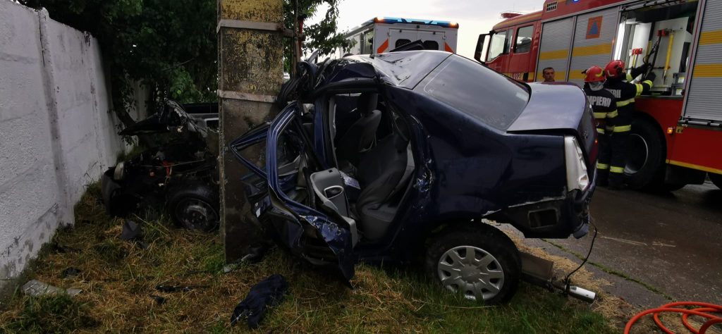 Un bărbat de 34 de ani a murit