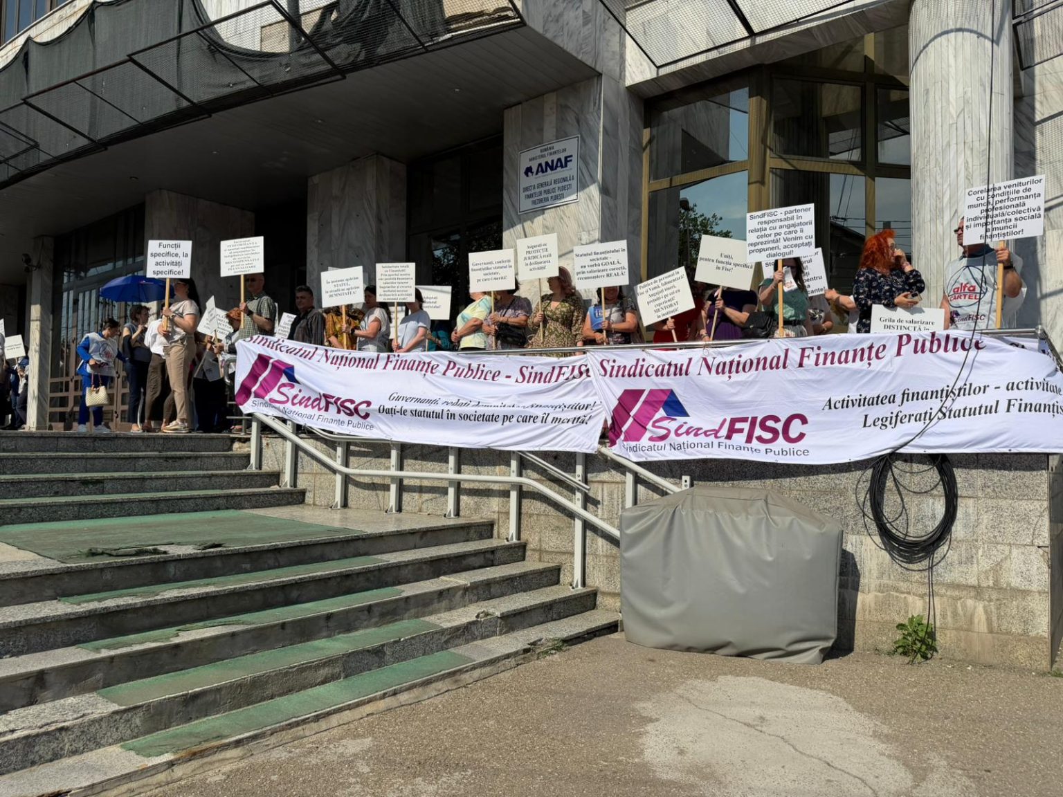 Protest al angajaților
