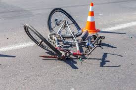Biciclistă de 74 de ani