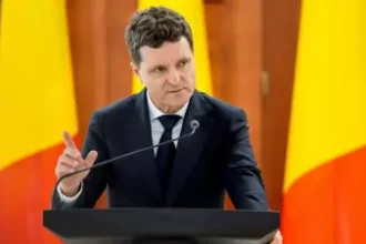 Trei variante