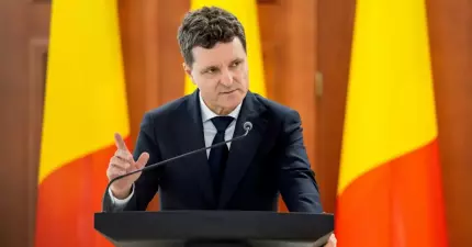 Trei variante