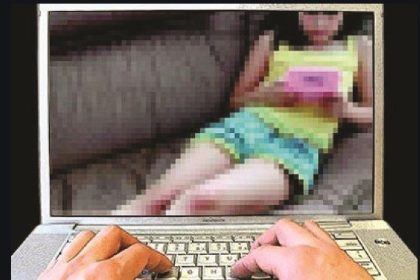 Tânăr plasat sub control judiciar