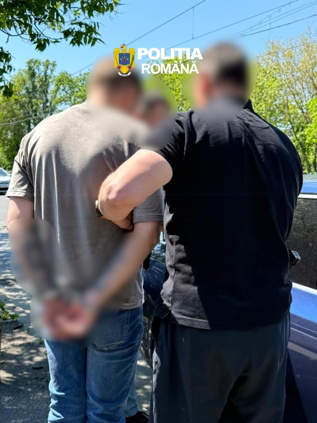 Urmărit internațional pentru fraudă