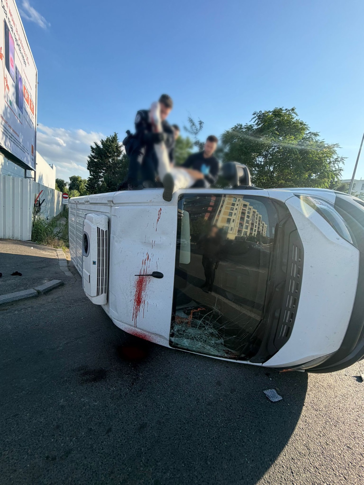 Jandarmii au salvat un șofer