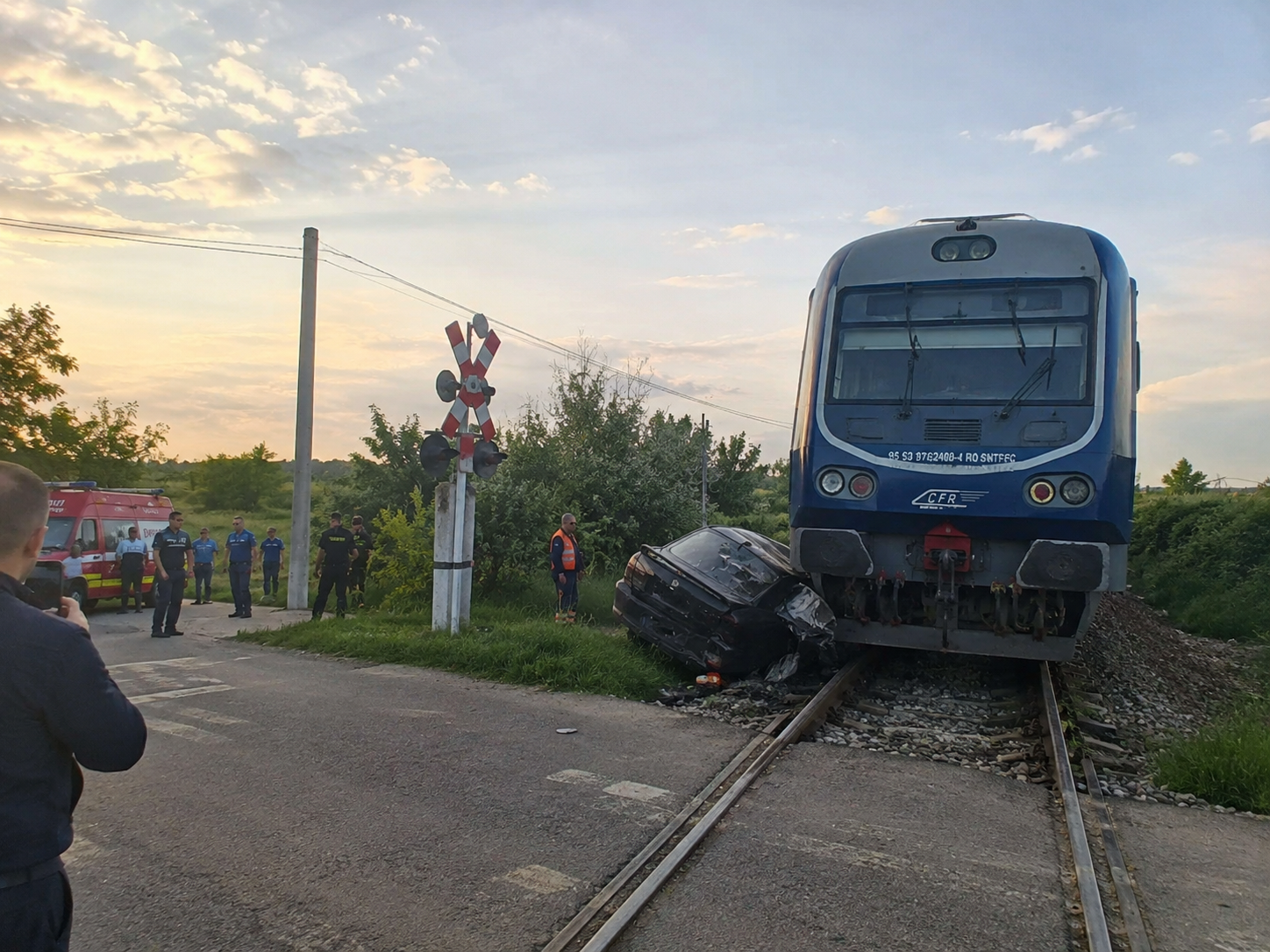 Accident grav la o trecere de cale ferată