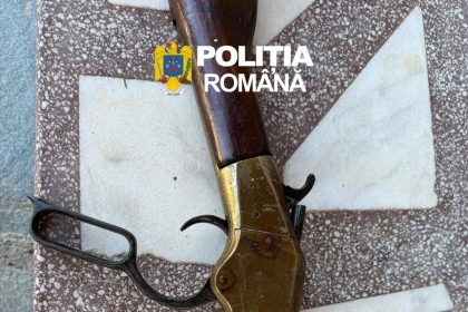 38 de percheziții