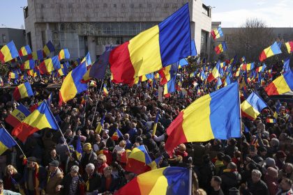 Protest în fața Parlamentului