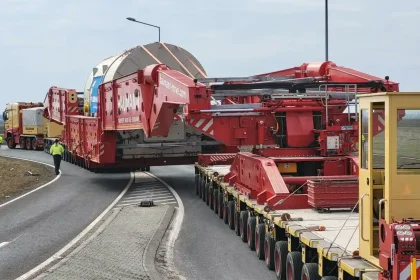 Șase transporturi agabaritice