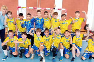Micii handbaliști