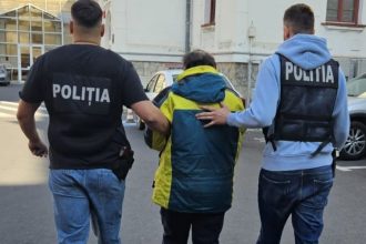 Bărbat reținut pentru favorizarea