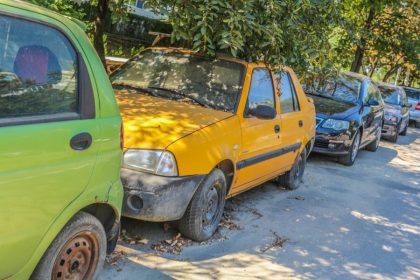 Record de mașini abandonate
