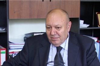 Învățământul prahovean a pierdut un dascăl