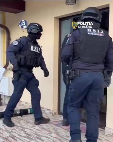 Grupare deosebit de violentă