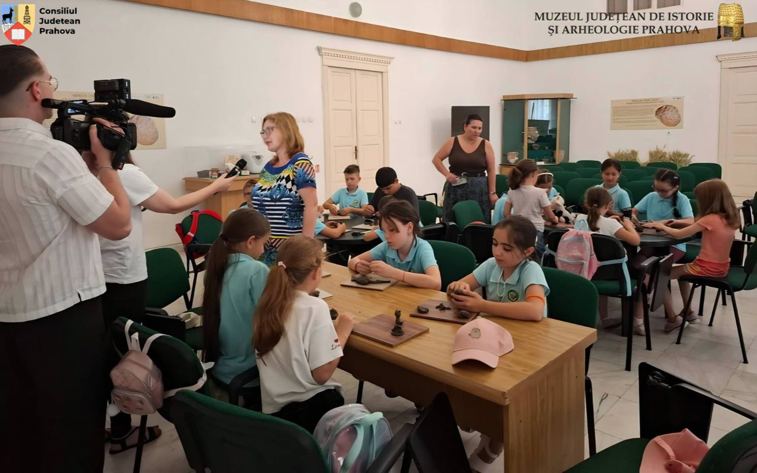 Micuții din Ploiești au descoperit cum se jucau