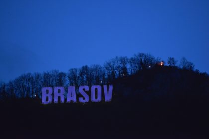 Literele „BRAȘOV”