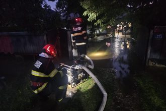 Pompierii au intervenit la aproape 1.700 de solicităr