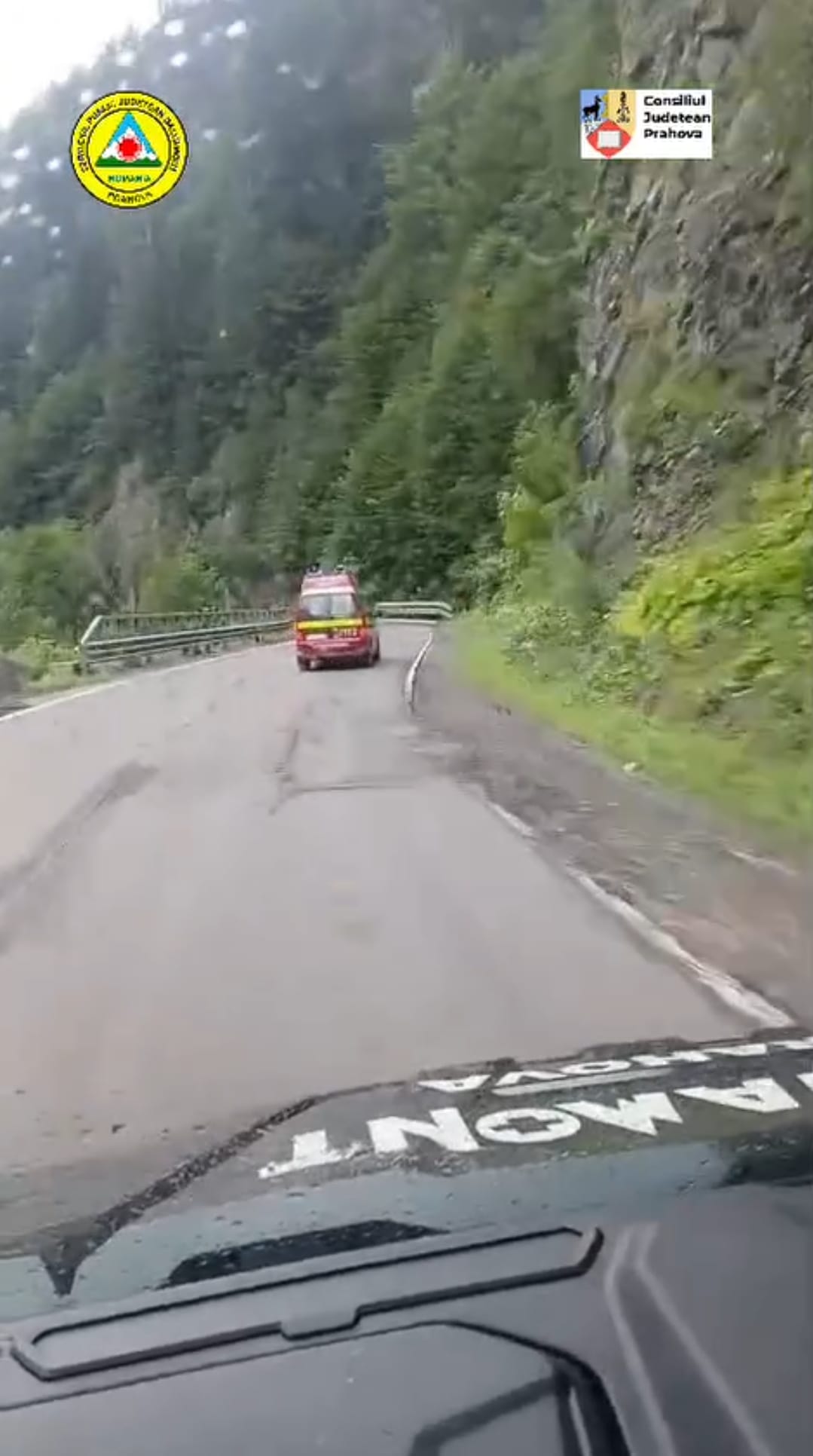 Mașină răsturnată la Cheia