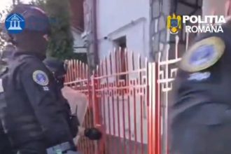 Percheziții în Câmpina și Ploiești