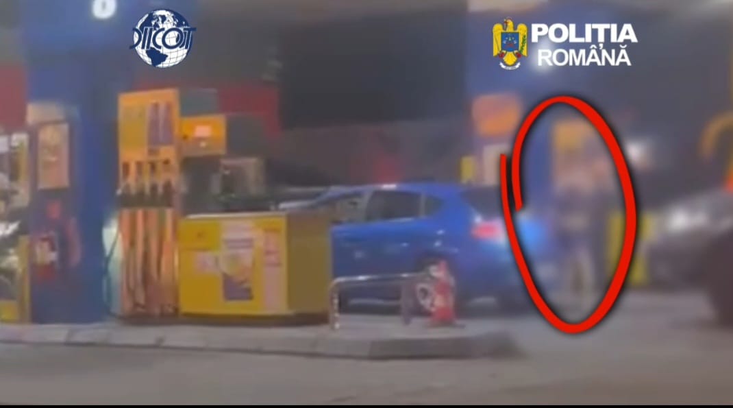 Droguri ascunse într-un spațiu