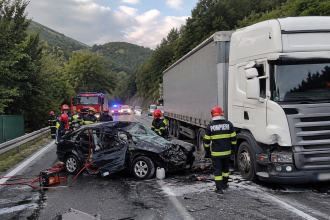 Dimineață cu probleme în trafic: