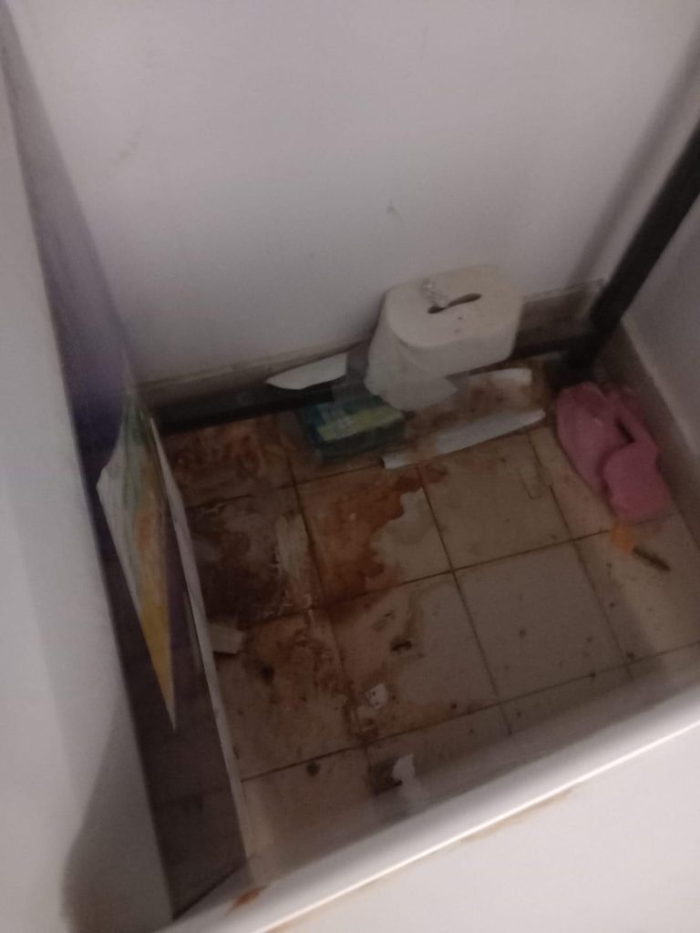 ANPC a dat amenzi de peste 2,9 milioane de lei! Produse periculoase și alimente expirate, scoase de la vânzare